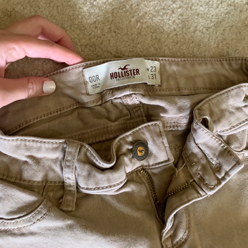 00R Khaki Hollister Pants